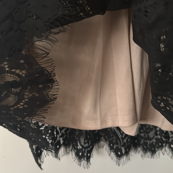 Blu Pepper black lace overlay midi dress size medium - Picture 7 of 10